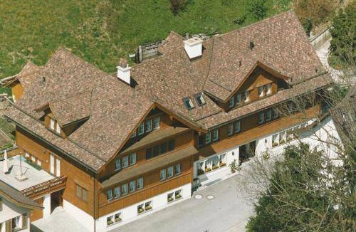 Zuzwil Bed & Breakfast | 19 m² Bed and breakfast ∙ 2 guests