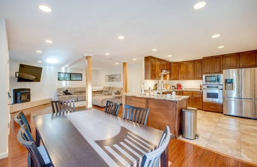 Pollock Pines House | 211 m² House ∙ 4 bedrooms ∙ 10 guests