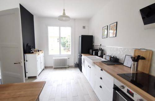 Chateauneuf-sur-Loire Bed & Breakfast | 35 m² Bed and breakfast ∙ 2 bedrooms ∙ 3 guests