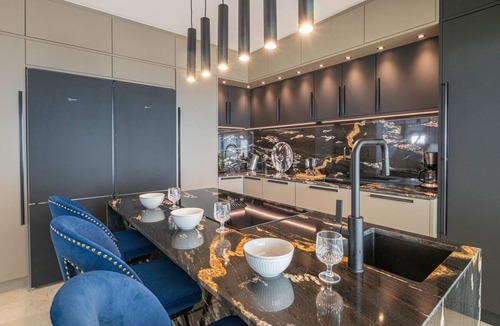 Guadalmina Resort | 350 m² Luxury rental ∙ 6 bedrooms ∙ 12 guests