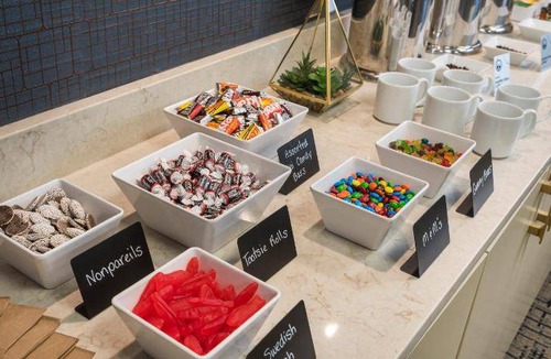 Warwick Hotel | 39 m² Hotel ∙ 127 guests