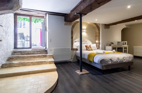 Savigny-les-Beaune Bed & Breakfast | 42 m² Bed and breakfast ∙ 1 bedroom ∙ 2 guests