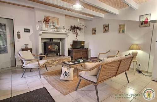 Saint-Connec House | 70 m² Gîte ∙ 2 bedrooms ∙ 4 guests