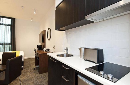 Rockingham Apartment | 75 m² Serviced apartment ∙ 10 guests