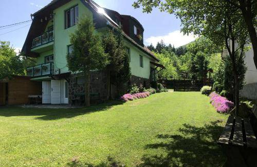 Baile Tusnad Bed & Breakfast | 80 m² Bed and breakfast ∙ 2 bedrooms ∙ 5 guests