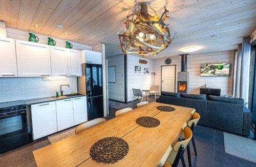 Kilpisjarvi Ski Chalet | 85 m² Chalet ∙ 2 bedrooms ∙ 6 guests