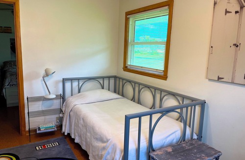 Independence House | A guest house with unique decor featuring upcycled and recycled items.