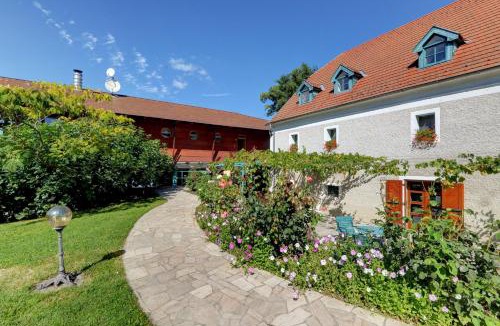 Dunaalmas House | Almási Öregmalom