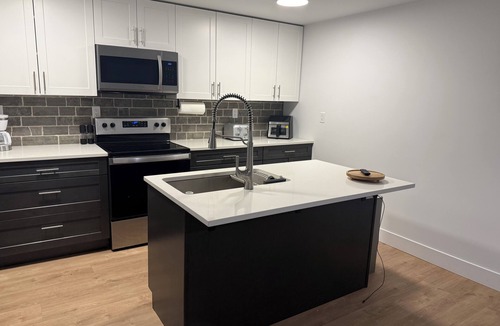 Lillooet Apartment | Apt 1 - Beautiful 2 Bedroom Suite Located in the Heart of Lillooet