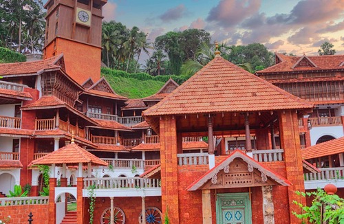 Chowara Resort | Ayursoma Ayurveda Royal Retreat