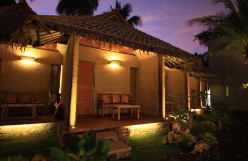 Batu Karas Resort | Bale Karang Cottages