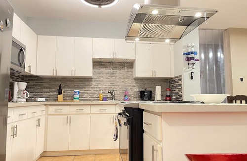 Isabela Villa | Beach condo with Pool and Ocean View