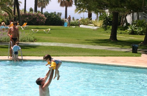 Puerto Banus Apartment | Beachside Puerto Banus Stunning Apartment 212