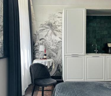 Koszalin Apartment | Belle époque appartement I The Artdrake Collection by LUX RELAX Apartamenty Kołobrzeg
