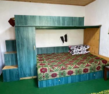 Naeni House | Căsuța fă rai din ce ai