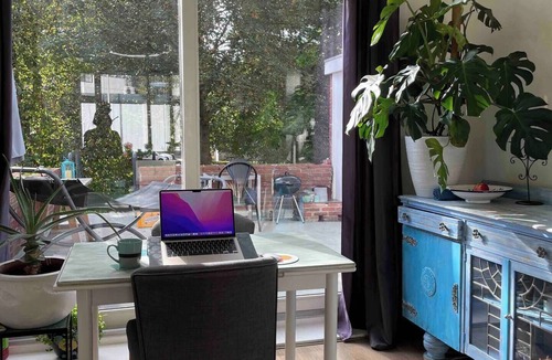 Binnenstad-Oost Apartment | Center duplex flat with terrace by hospital UMCG