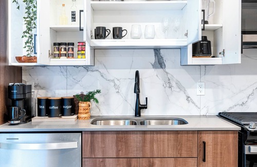 Westboro House | Charming 1 bedroom Boho retreat- Close to downtown