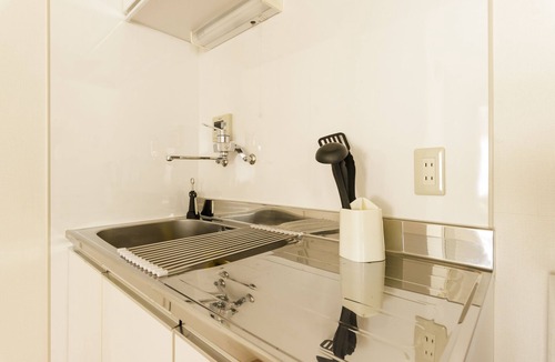 Ichikawa House | Clean STAY in renovated room/High speed WiFi/Comfortable 1DK with excellent access from the nearest station.
