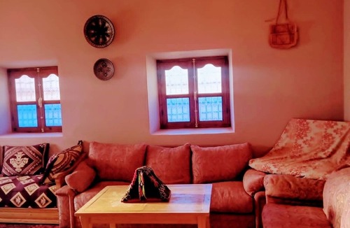 Ait Benhaddou Bed & Breakfast | Comfort room with bathroom