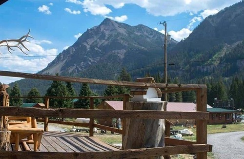 Silver Gate House | Comfortable size house overlooking the town of Silver Gate