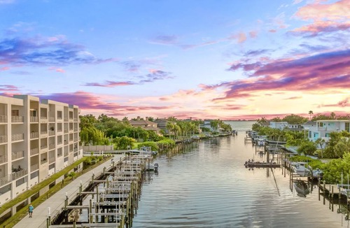 Central Sarasota Condo | Condo ∙ 2 bedrooms ∙ 6 guests