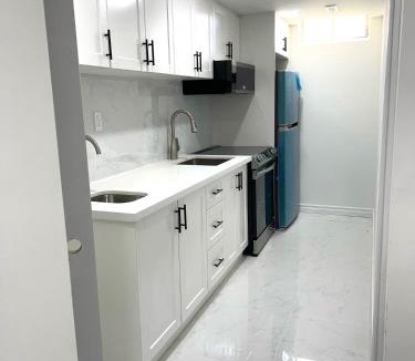 Markham House | Contemporary Private Basement Suite