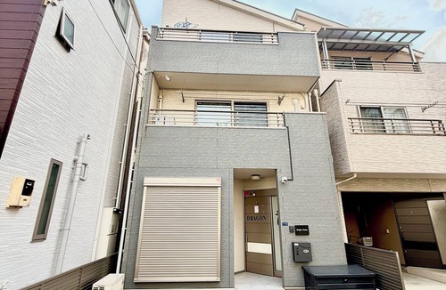 Toshima House | Convenient for sightseeing｜Walking distance from Komagome Station｜A house for rent in a shopping arcade📍.