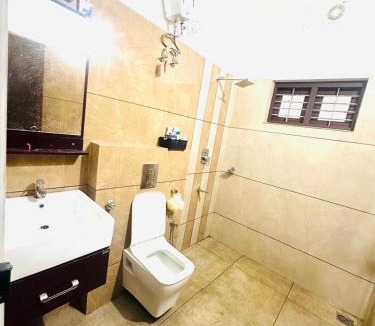 Neyyattinkara House | DairyKing Farmhouse