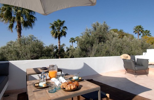 Mechouar-Kasbah Villa | Dar 118, 3 br, hammam, pool, rooftop, staff
