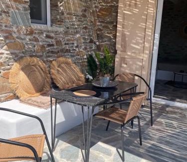 Kithnos House | Darsi suites Kythnos