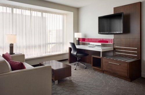 Byward Market - Parliament Hill Hotel | Delta Hotels by Marriott Ottawa City Centre