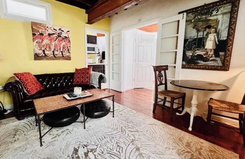 Burns Square Apartment | Downtown Sarasota Apartment in Historic Burns Square, South Side Walkable