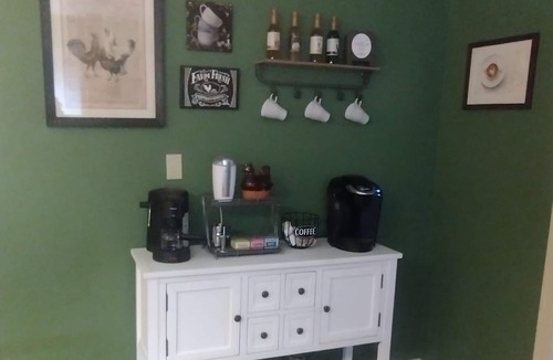 Normal House | Farmhouse retreat near ISU
