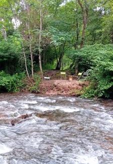 Belonchamp House | Gîte de charme avec jacuzzi étang babyfoot et rivière