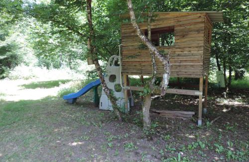 Belonchamp House | Gîte de charme avec jacuzzi étang babyfoot et rivière