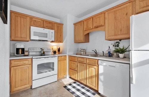 North Spokane House | Gorgeous North Spokane Home - 5 Min to Campus