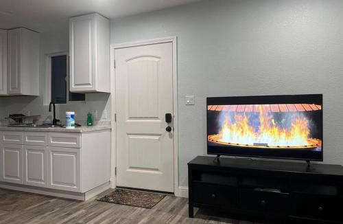 Southeastern Sacramento Apartment | Guest house near UCD Med. Center
