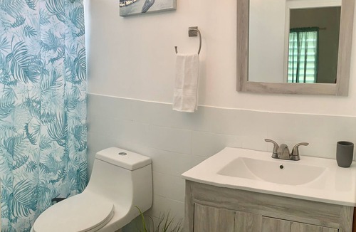 La Parguera Apartment | High Tide Guesthouse La Parguera, PR