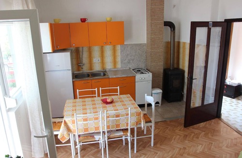 Novi Vinodolski House | holiday flat "Mihaljevic Tatjana"