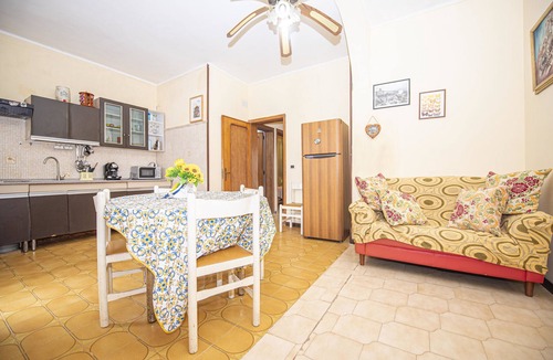 La Strea House | Holiday home 20 meters from the sea