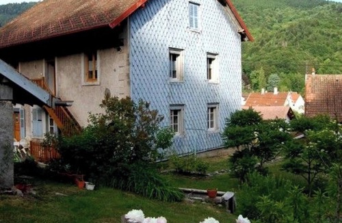 Plancher-les-Mines Apartment | Homerez - Apartment Plancher-les-Mines