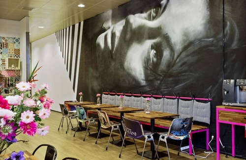 Bijlmer-Centrum Hostel | Hostel ∙ 8 guests