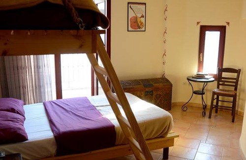 Ano Poli Hostel | Hostel ∙ 8 guests