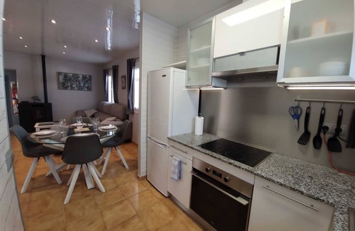 L'Escala House | House perfect condition, very quiet area at 750m beach, near supermarkets.