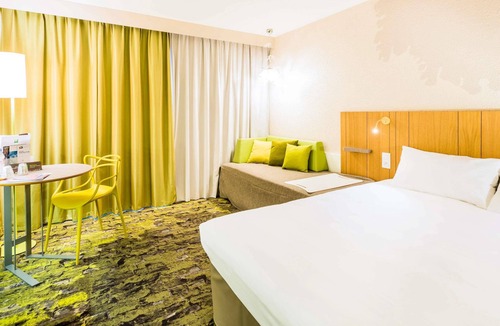 Chambray-les-Tours Hotel | ibis Styles Tours Sud
