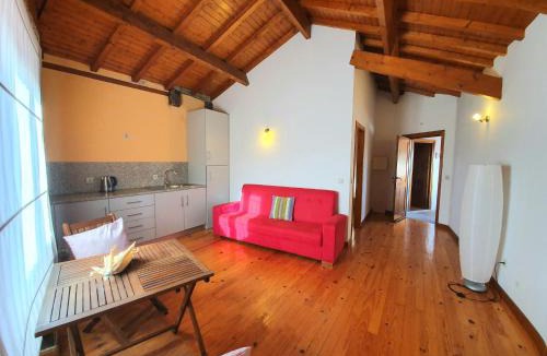 Cabril House | Janelas da Cabreira