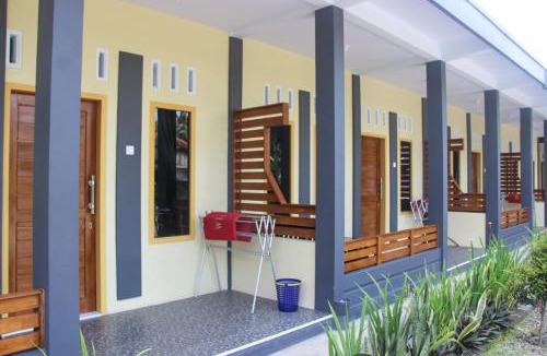 Batu Karas House | Jelajah Batukaras