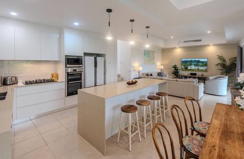 Hamilton Island Villa | La Bella Waters 6 - Hamilton Island.