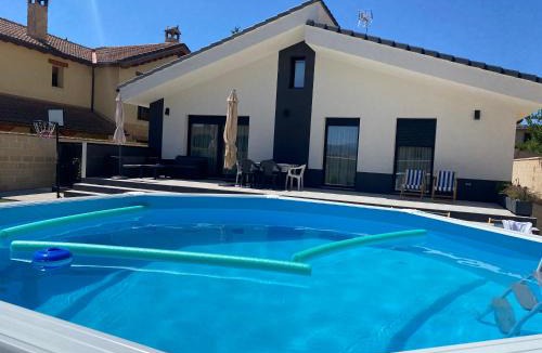 La Lastrilla House | La Palmera del Sotillo