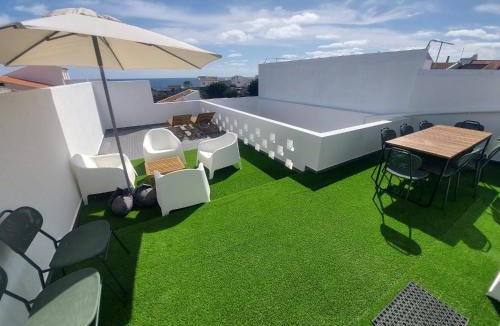 Lagoa Apartment | Lagoa Sea View by Vacationy